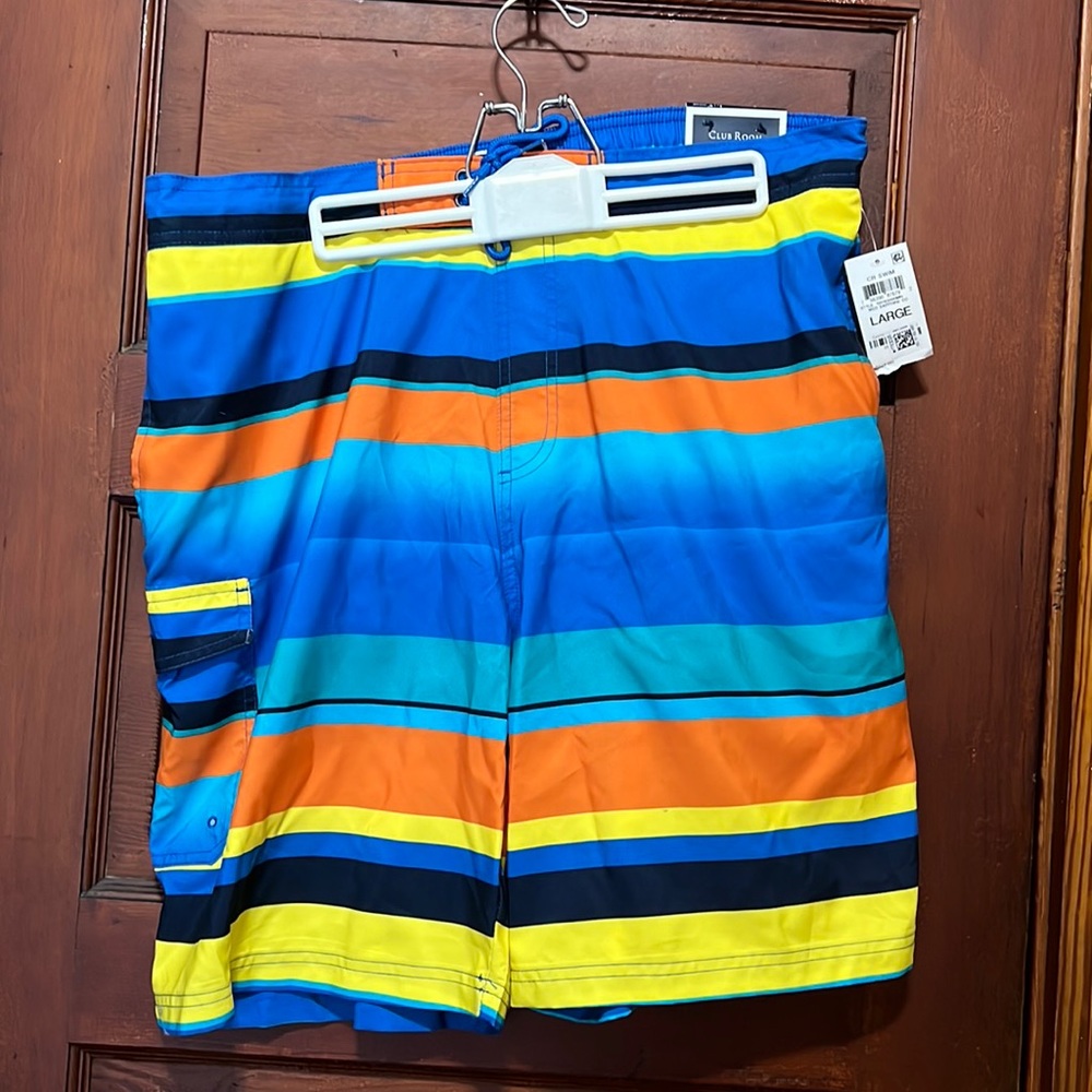 Club Room 9” swim trunks with pockets and lining